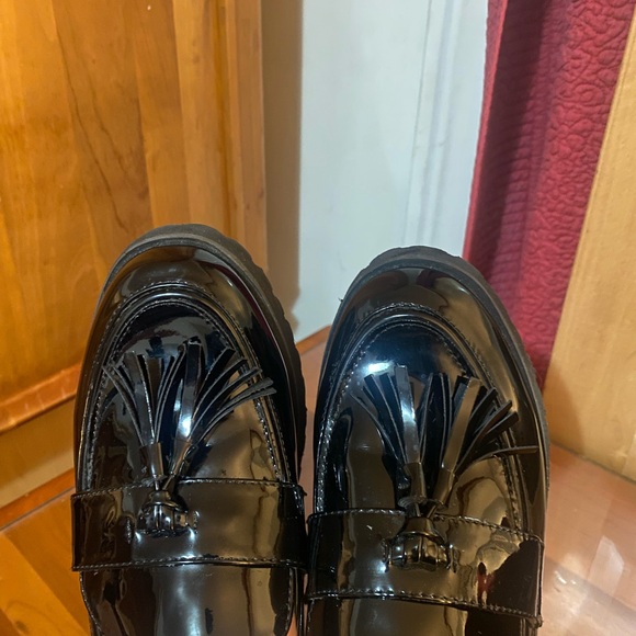 Jones New York Priscilla Black Faux Patent Leather Loafers Size 9 - Picture 7 of 11